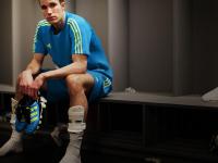 开云体育app-温网完胜年终总决赛，梅德韦杰夫高光表现背后的战术革命