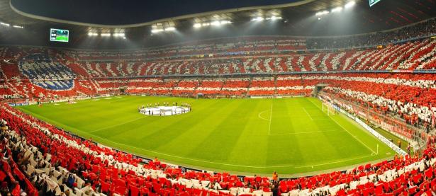 开云体育在线-班凯罗扛起全队，德甲争冠夜，一人定义传奇