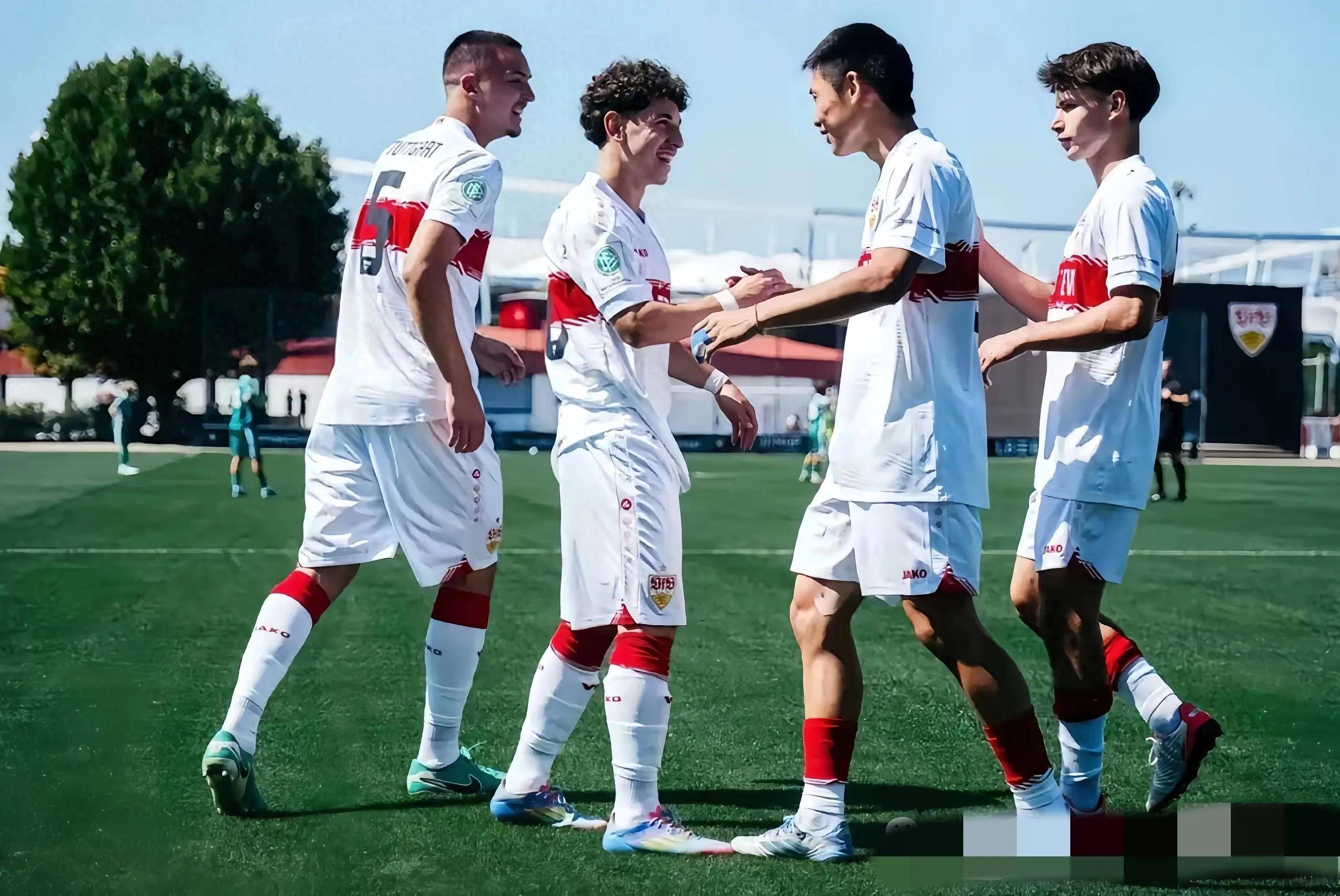 斯图加特夺冠在望，球队士气高涨