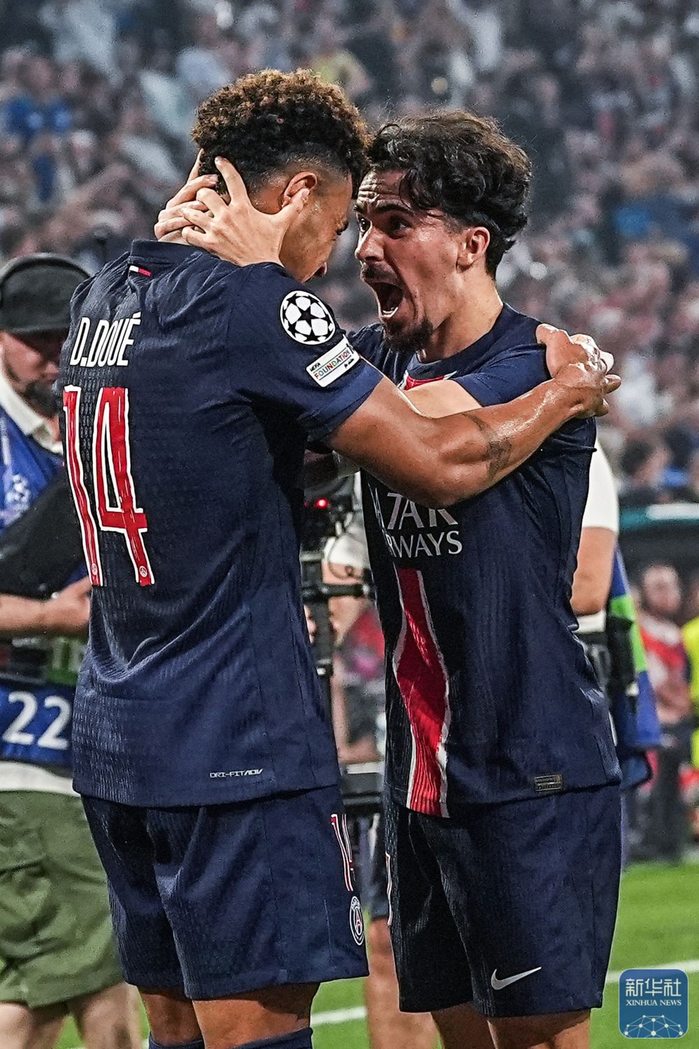 巴黎主场完胜，欧冠资格晋级势不可挡