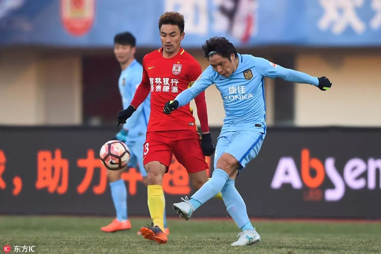 苏宁大胜重庆力帆，取得赛季首次客场胜利的简单介绍