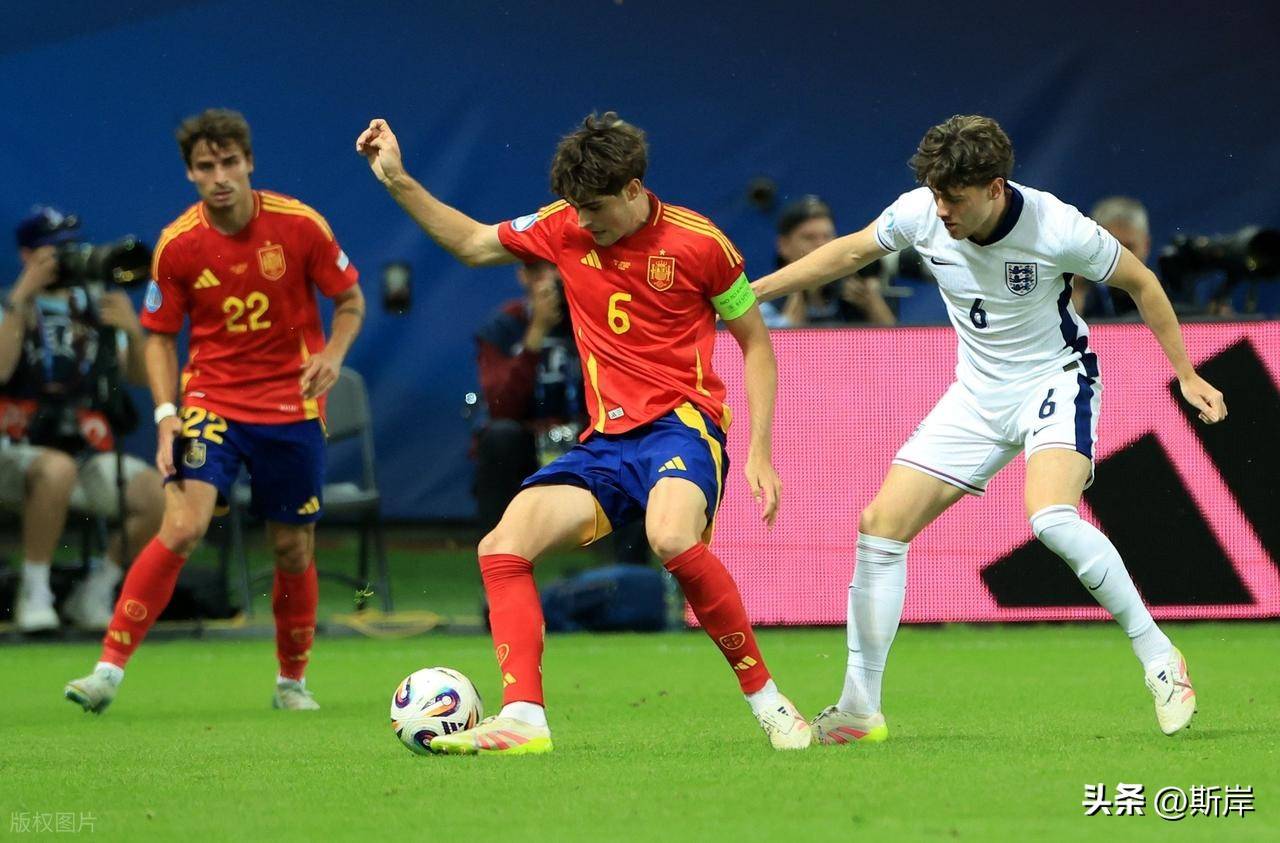 英格兰惊险胜荷兰，成功晋级半决赛