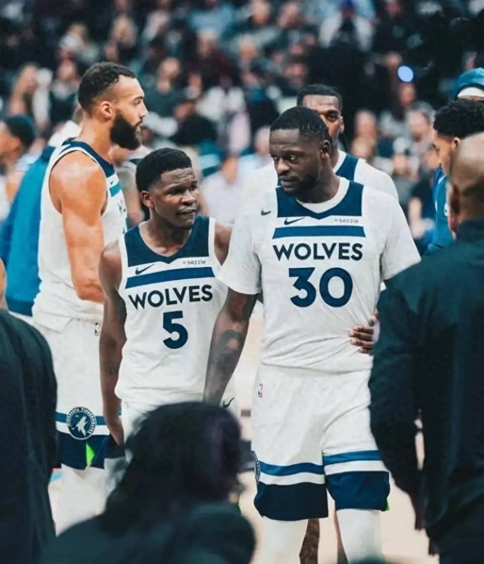 森林狼遭遇困境,鲍尔局势尴尬帮助球队斩获胜利的简单介绍 森林狼遭遇困境,鲍尔局势尴尬帮助球队斩获胜利的简单介绍