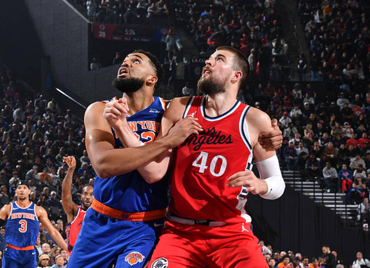 关于意大利男篮轻取尼克斯，巴图姆统治全场的信息