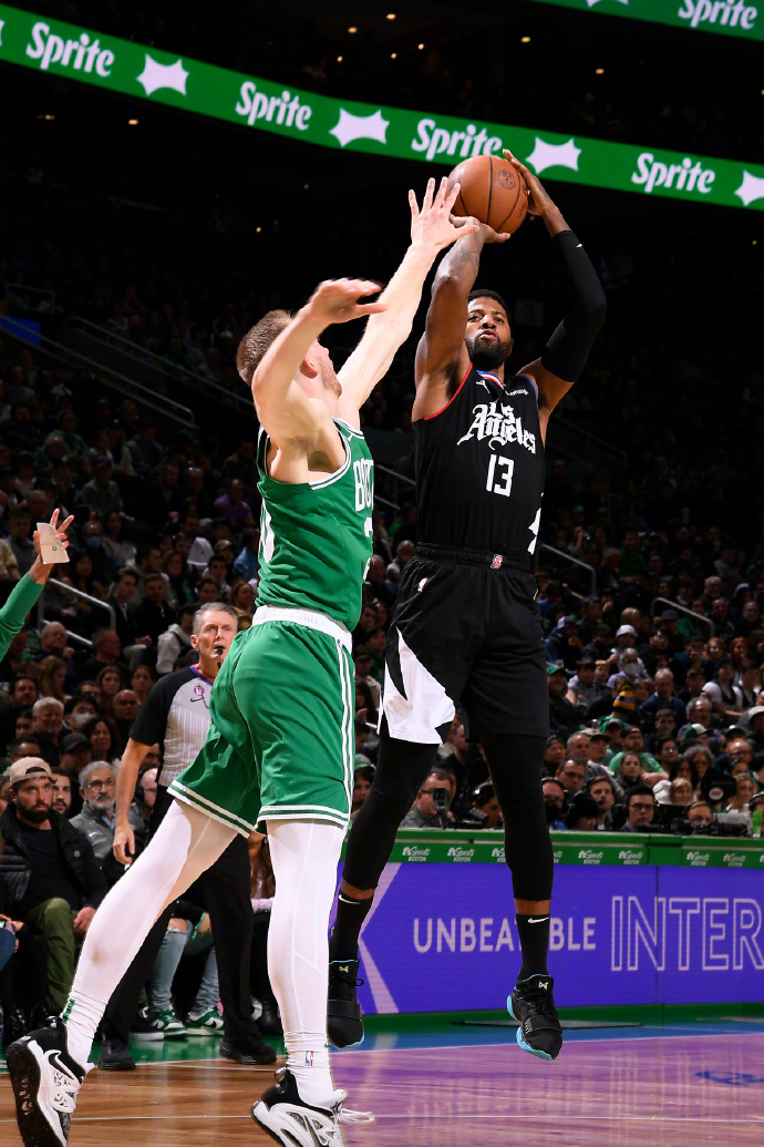 包含浙江队险胜凯尔特人，乔治状态火热的词条