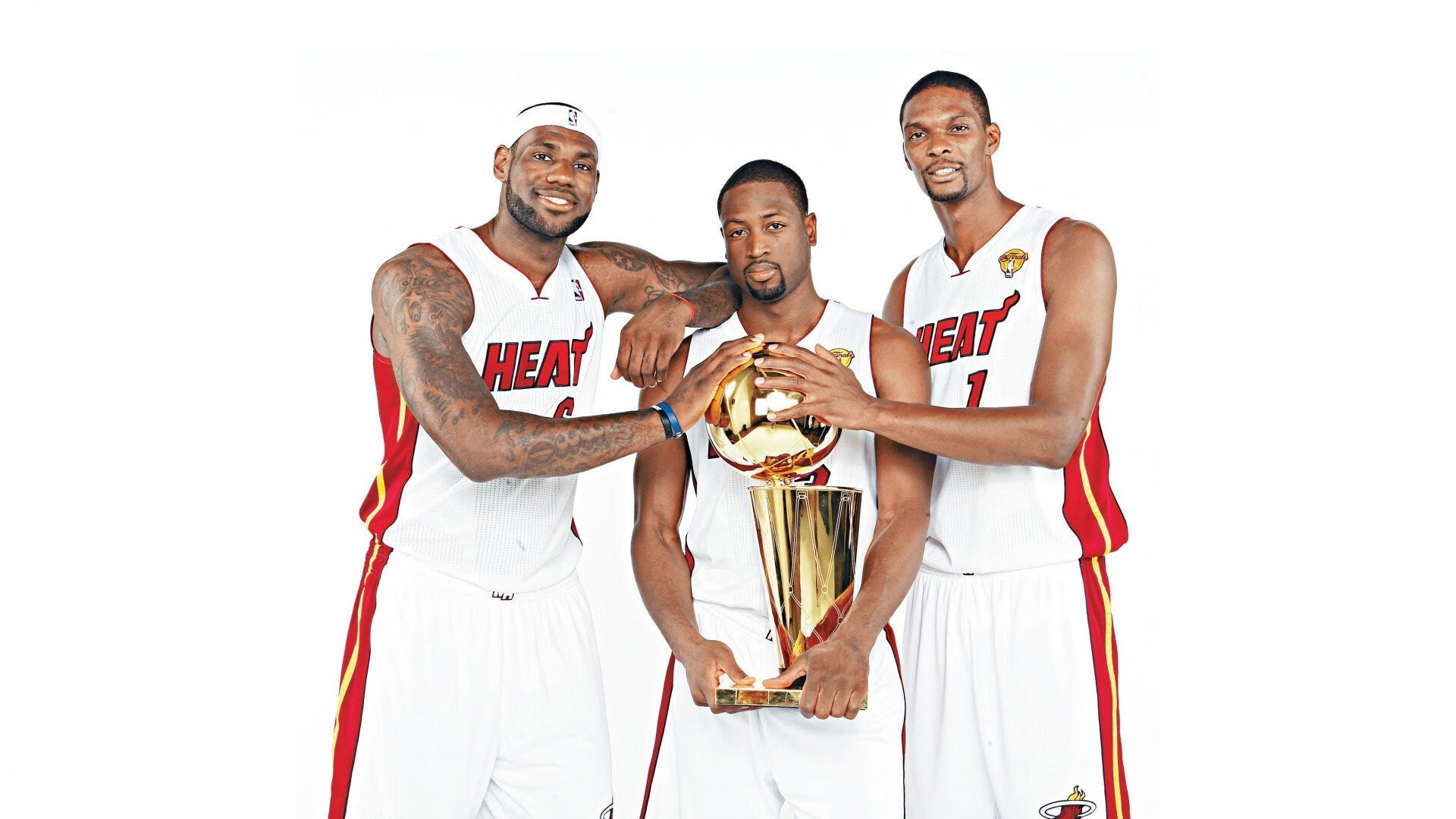 赛道上的浓眉，当篮球硬汉闯入F1街道赛